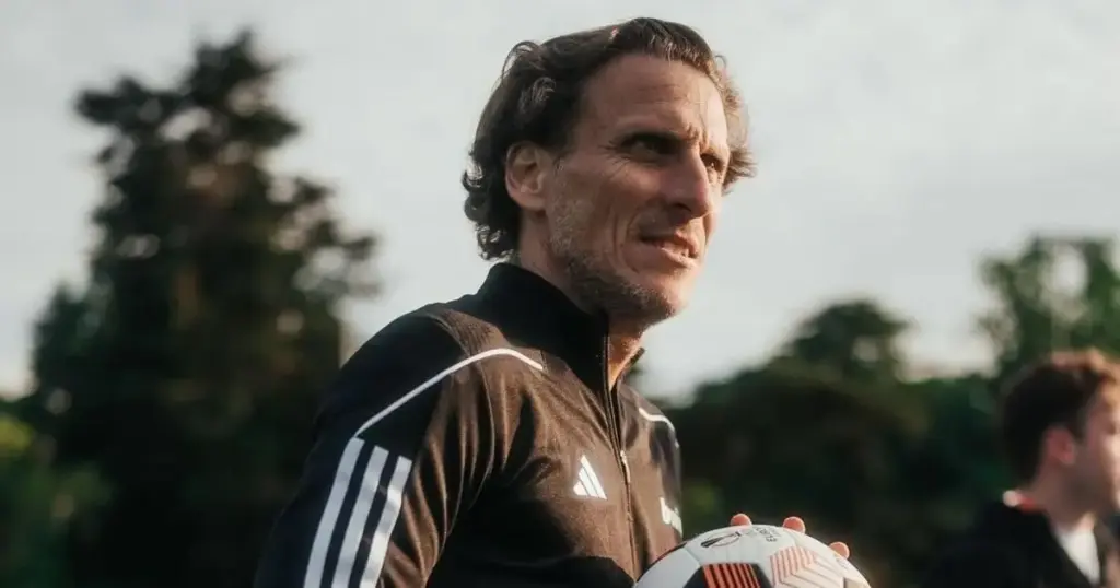 Forlán define convocação do Uruguai com três atletas que atuam no Brasil
