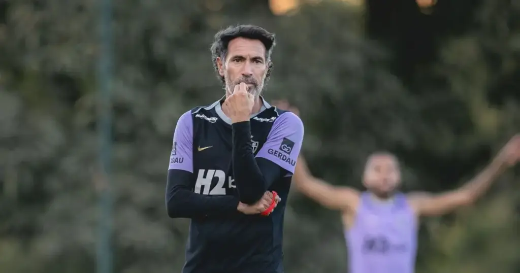 Atlético-MG pode ter “um time” de desfalques contra o Red Bull Bragantino