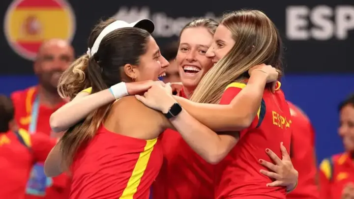 Espanha elimina Cazaquistão e avança na Billie Jean King Cup