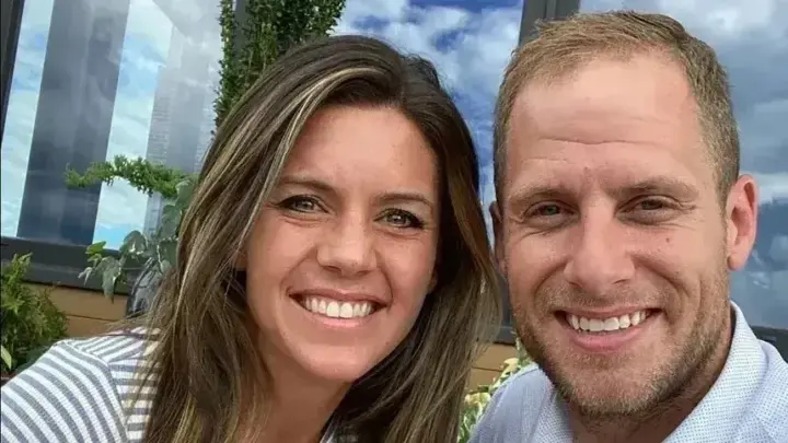 Ex-American Idol é condenado por matar a esposa e mudar cena do crime