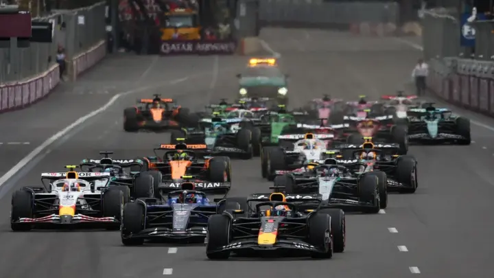 F1: por feriado local, GP do Azerbaijão será disputado no sábado