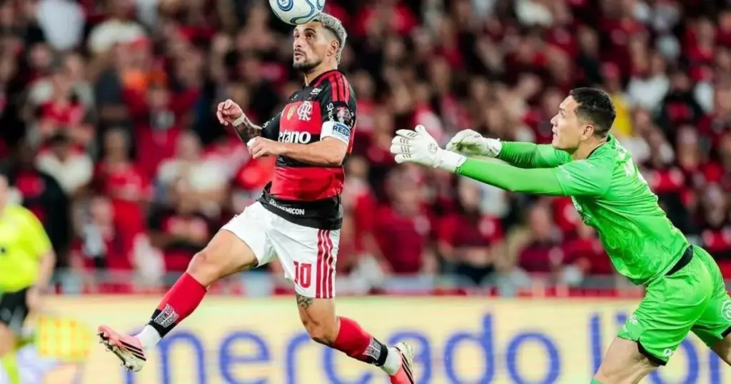 Flamengo leva sustos do Ind. del Valle, mas vai à semifinal da Libertadores