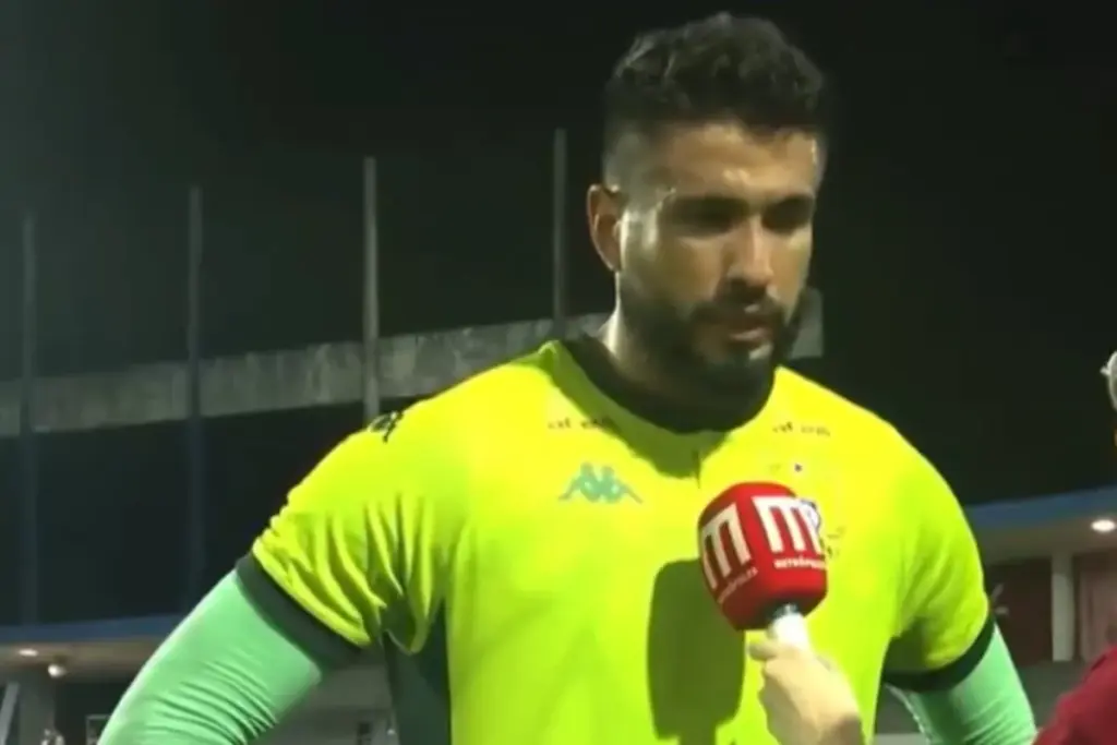 Goleiro do Nacional-AM perdeu o pai dias antes do acesso à Série C