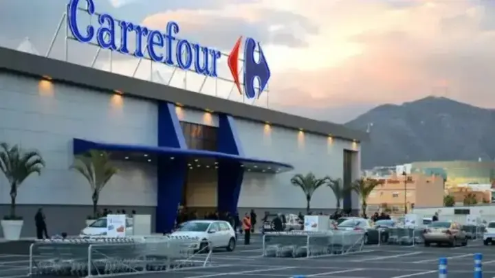 Grupo Pereira compra 21 lojas do Carrefour e estreia em SP com Comper