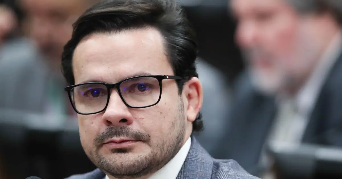 Quem é Capitão Alberto Neto, candidato ao Senado pelo Amazonas