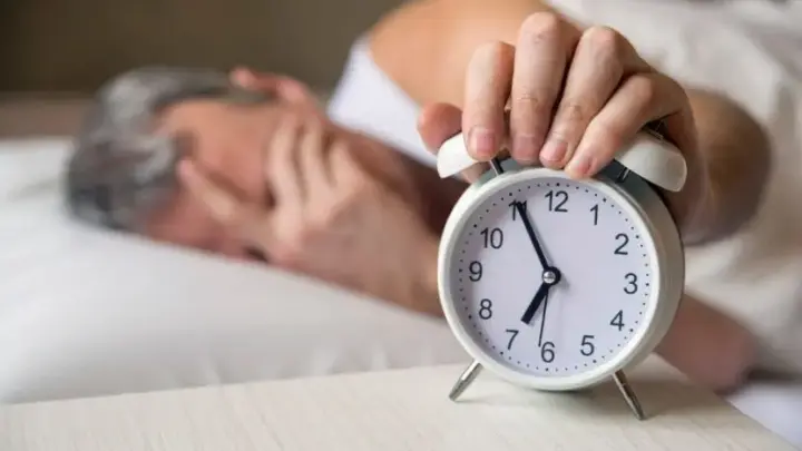 Noite virada: o que fazer para “sobreviver” no trabalho depois de uma crise de insônia