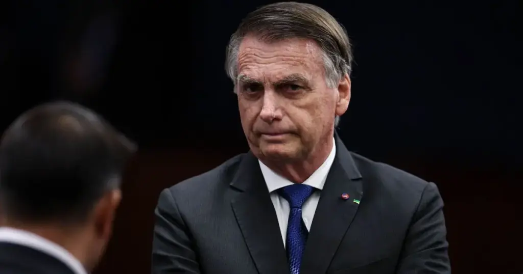 Condenação de Bolsonaro no STF pela trama golpista completa 1 ano
