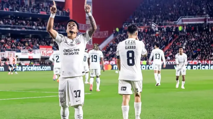 Corinthians recebe Estudiantes para quebrar tabu de 14 anos na Libertadores