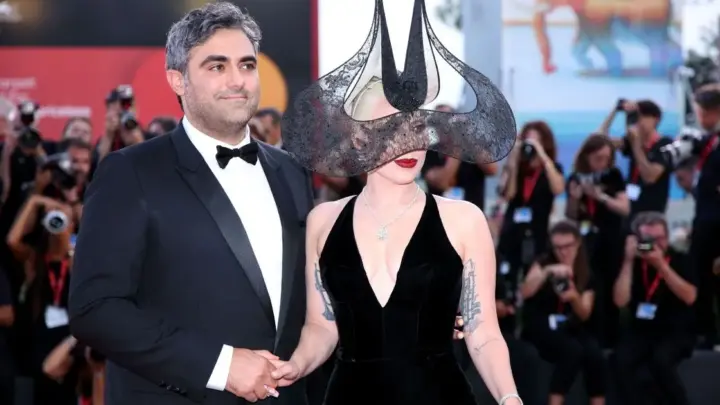 Mapa astral de Rose, filha de Lady Gaga, mostra embates intensos com a mãe