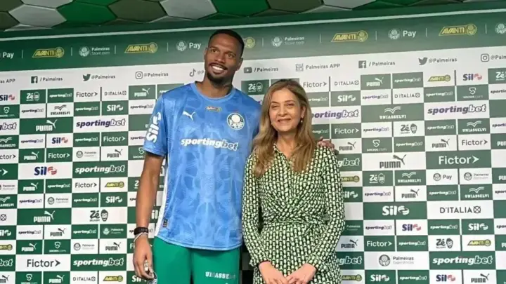Leila Pereira publica meme de Carlos Miguel após classificação do Palmeiras
