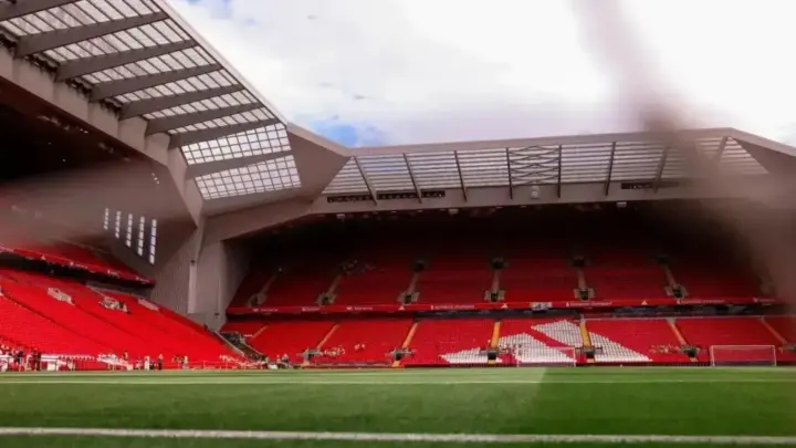Liverpool x Tottenham: horário e onde assistir à Copa da Liga Inglesa