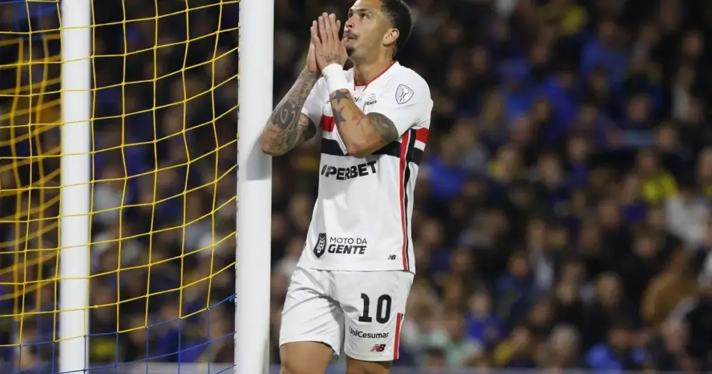 “Nunca recebi em dia”, diz Luciano após eliminação do São Paulo