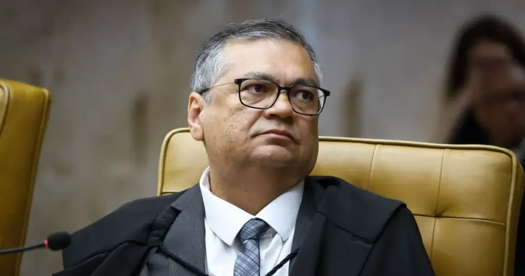 Dino retira sigilo de caso Dark Horse relacionado a emendas parlamentares