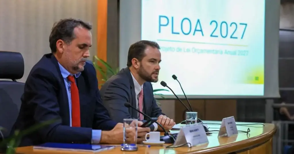 Governo prevê arrecadar R$ 678 bilhões com novos tributos da tributária