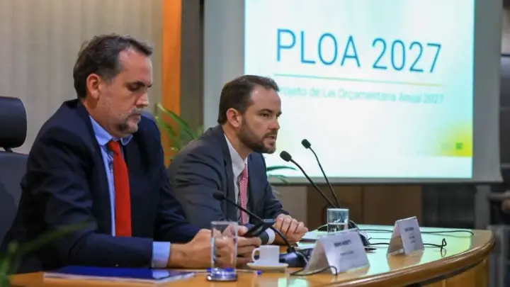 Governo prevê arrecadar R$ 678 bilhões com novos tributos da tributária