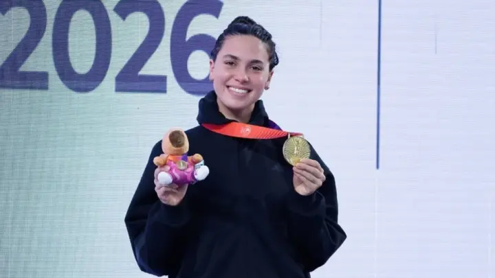 Natação: Agatha Amaral conta bastidores do ouro e da prata no Sul-Americano