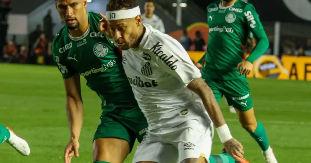 Neymar sente problema físico e deixa o clássico entre Santos e Palmeiras