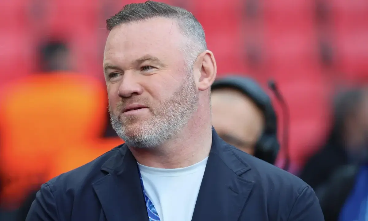 Nova vida de Rooney: lenda do United para de beber e pode entrar em reality
