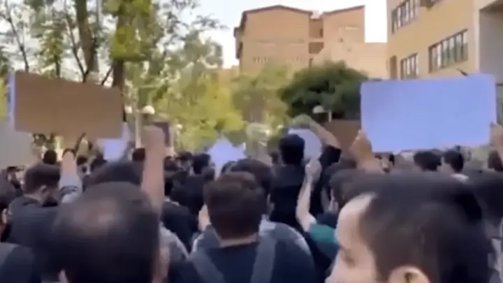 Anistia aponta crimes contra a humanidade na repressão a protestos no Irã