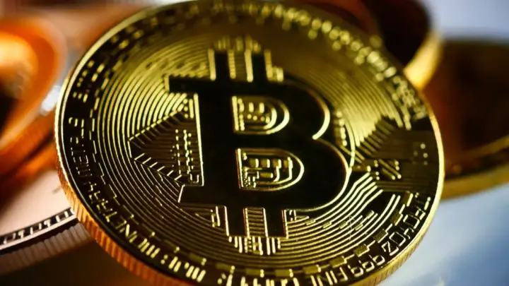 Bitcoin mantém estabilidade apesar de CPI elevado