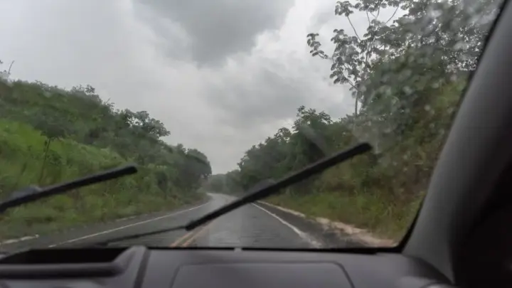 Chuva e mudança de clima: confira 6 itens para revisar no seu carro