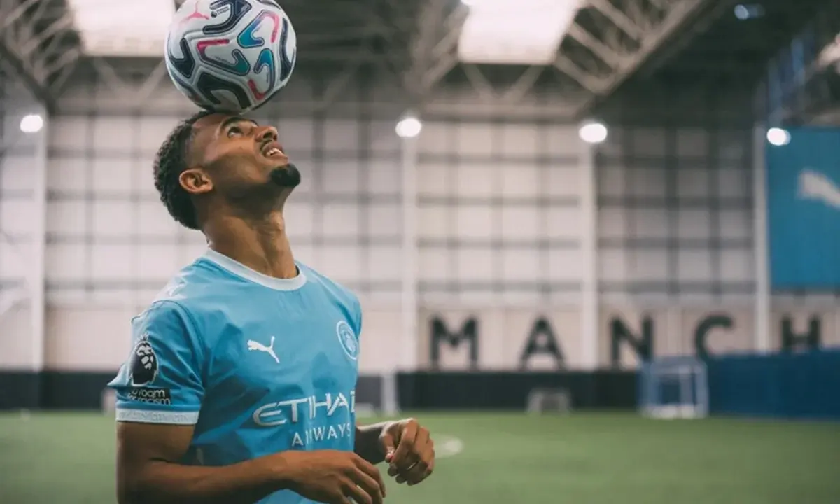 Reforço do Manchester City, Ndiaye revela inspiração em lendas brasileiras