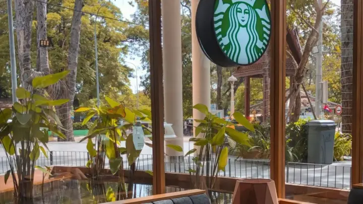 Starbucks fecha centenas de unidades nos EUA – mais uma vez