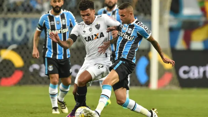 Semifinalistas, Atlético-MG e Grêmio decidiram Copa do Brasil há 10 anos