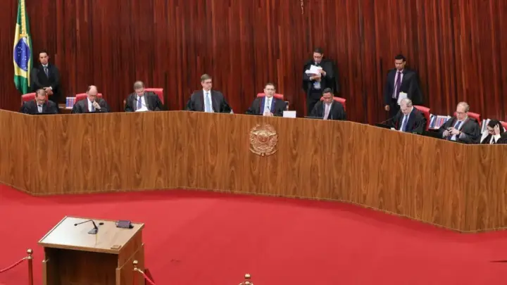 TSE tem 3 a 0 para proibir posts sobre fake news de Nossa Senhora