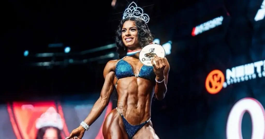 Mr. Olympia: Jasmine Gonzalez supera campeã e leva categoria Bikini