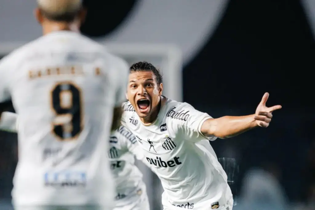 Sul-Americana: Santos vence Atlético e leva vantagem para volta das quartas