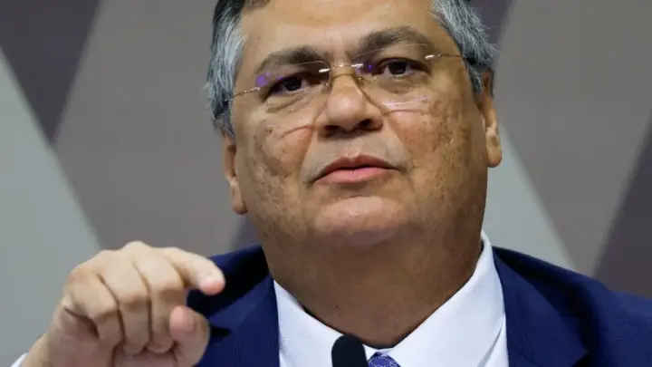 Dino diz haver “preconceito regional racista” em críticas à sua ação no STF