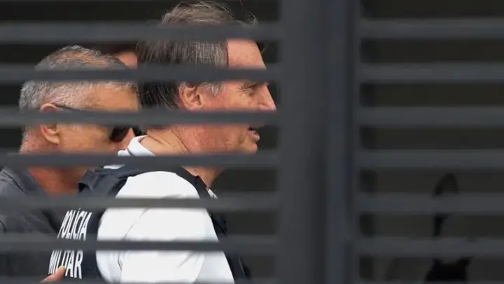 Jair Bolsonaro pode votar nas eleições 2026 após ser condenado? Entenda