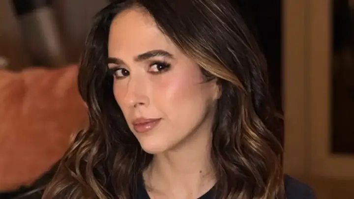 Tata Werneck reclama de insônia após gravar novela de madrugada por 3 dias