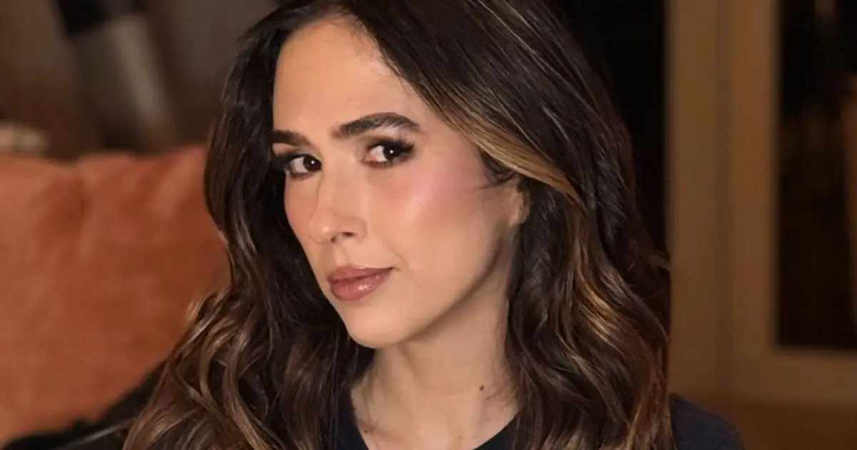 Tata Werneck reclama de insônia após gravar novela de madrugada por 3 dias