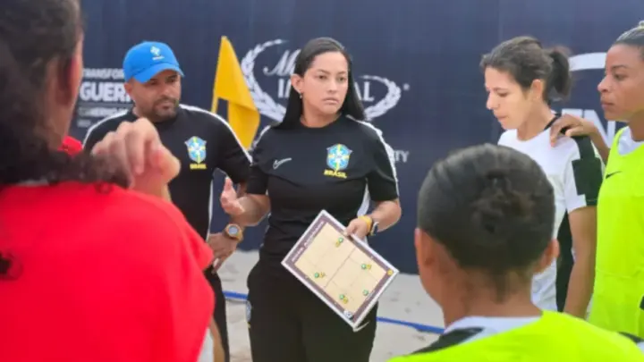 Técnica da Seleção Brasileira de Beach Soccer fala sobre valorizar a base