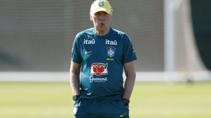 Veja como foi o último treino da Seleção antes de pegar a Austrália