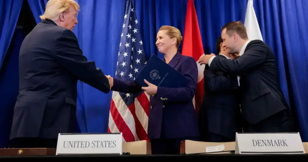 Na ONU, Trump assina acordo sobre maior presença militar na Groenlândia