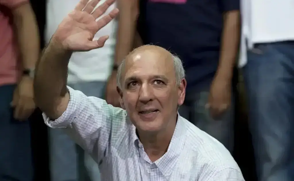 TSE marca para quinta julgamento sobre candidatura de Arruda ao GDF