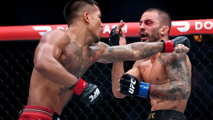 UFC 331: Joshua Van derrota Alexandre Pantoja e segue campeão do peso-mosca