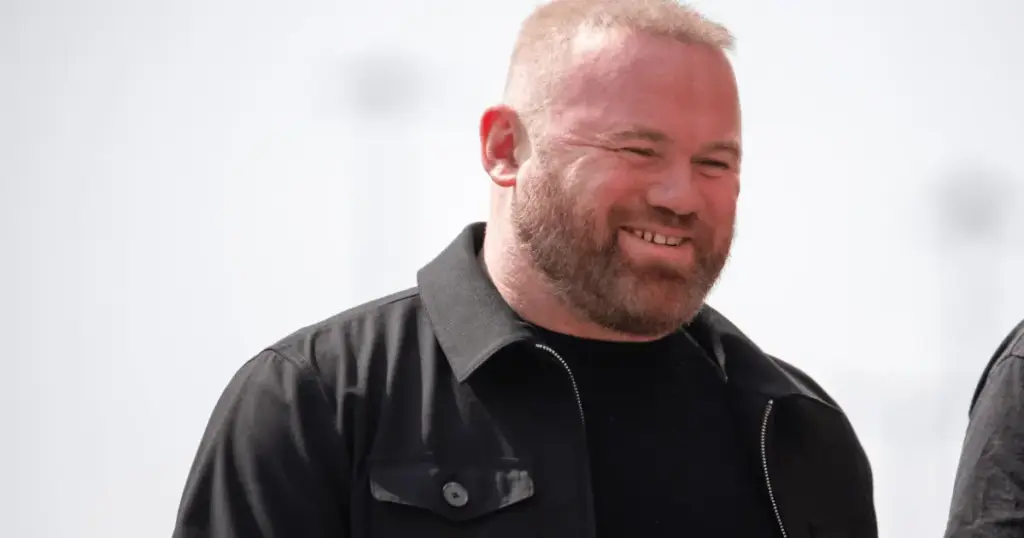 Rooney surpreende e rejeita título do United em caso de punições ao City