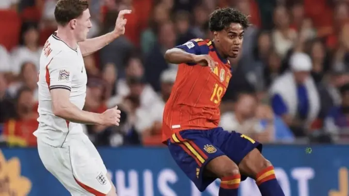Em jogo de duas viradas, Espanha vence Inglaterra pela Nations League