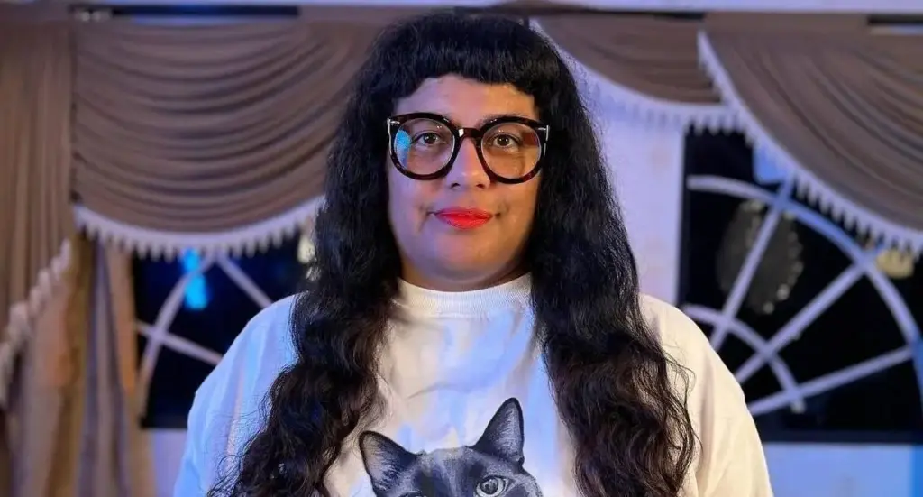 Deia Freitas, do “Não Inviabilize”, passa mal após eleições: “Piripaque”
