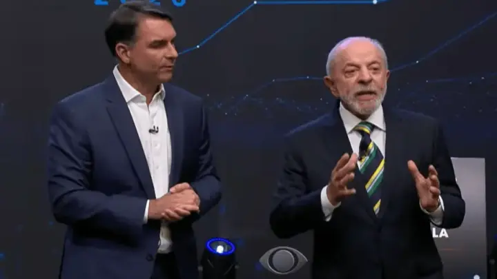 Lula fala em abrir sigilos; Flávio diz que não tem nada a esconder