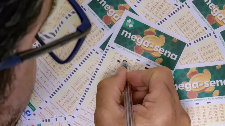 Mega-Sena: quanto rendem R$ 112 milhões na poupança, Tesouro Direto ou CDB