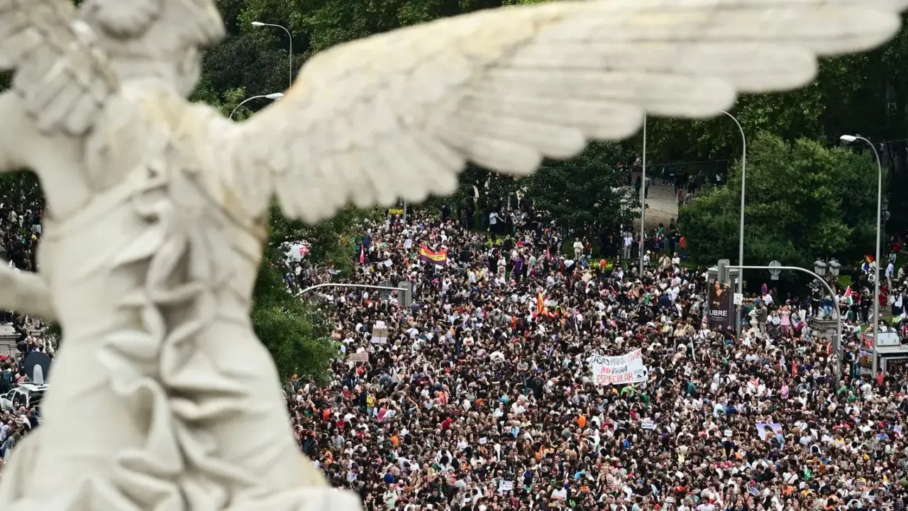 Espanha aprova 21 ações emergenciais para conter protestos de moradia