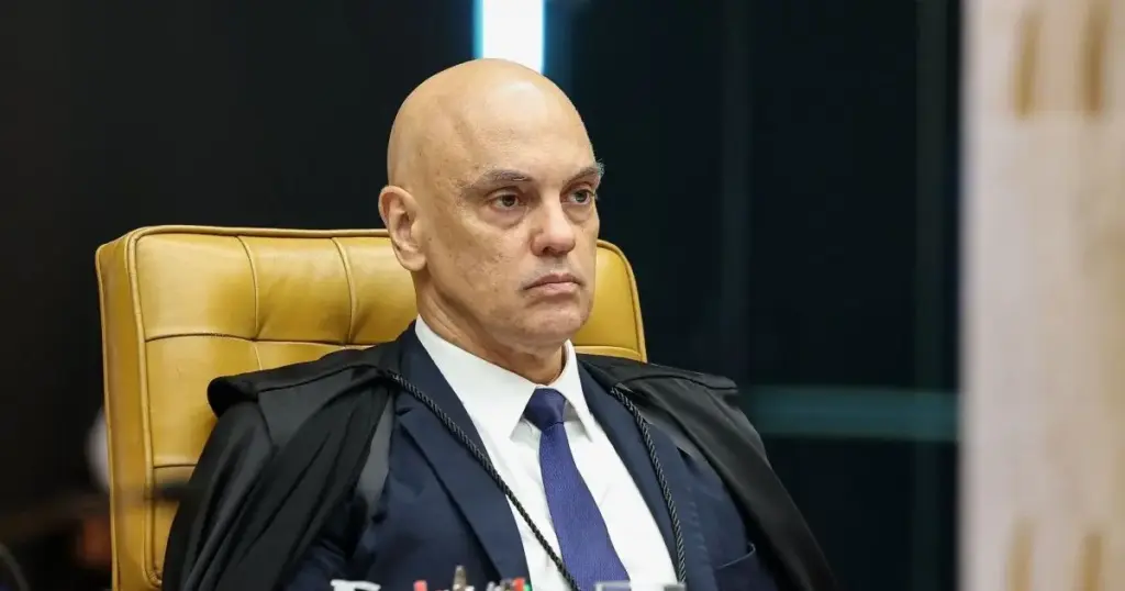 Em 2022, Moraes negou estender horário da votação após blitzes ilegais