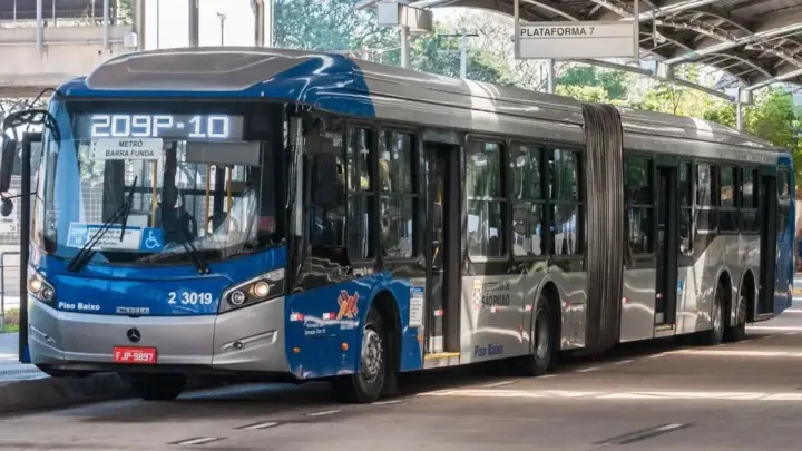 PT aciona Justiça Eleitoral por ônibus em SP; Prefeitura diz que cumprirá
