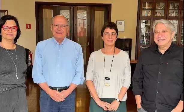 Alckmin reúne filhos de tucanos históricos para declarar apoio a Lula