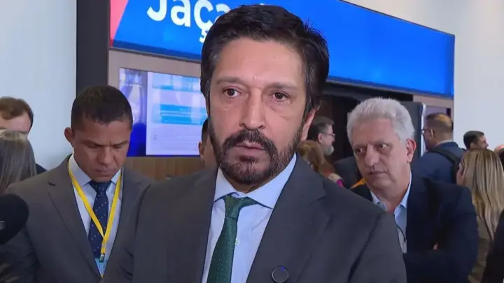 Nunes diz que São Paulo operou com 71% da frota de ônibus no 2º turno